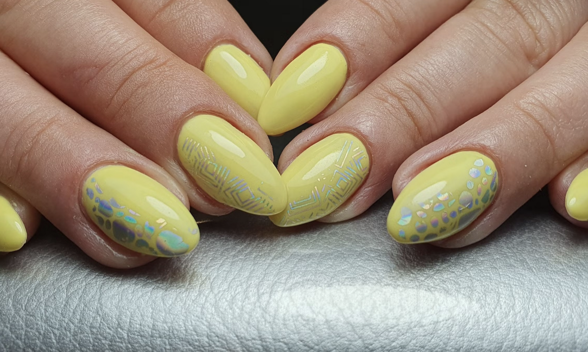 Beautiful gel nails with nail art by LightStep Loughborough